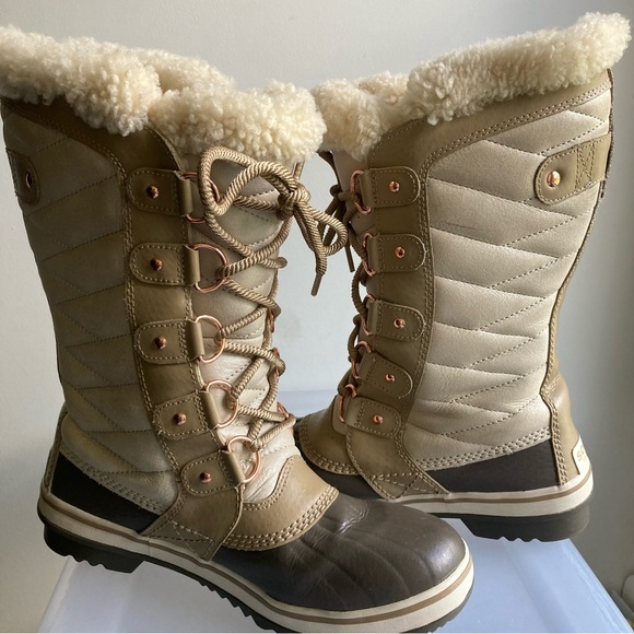 Sorel Toffino II Holiday Winter Snow Boot, Sz 7 - Picture 6 of 14